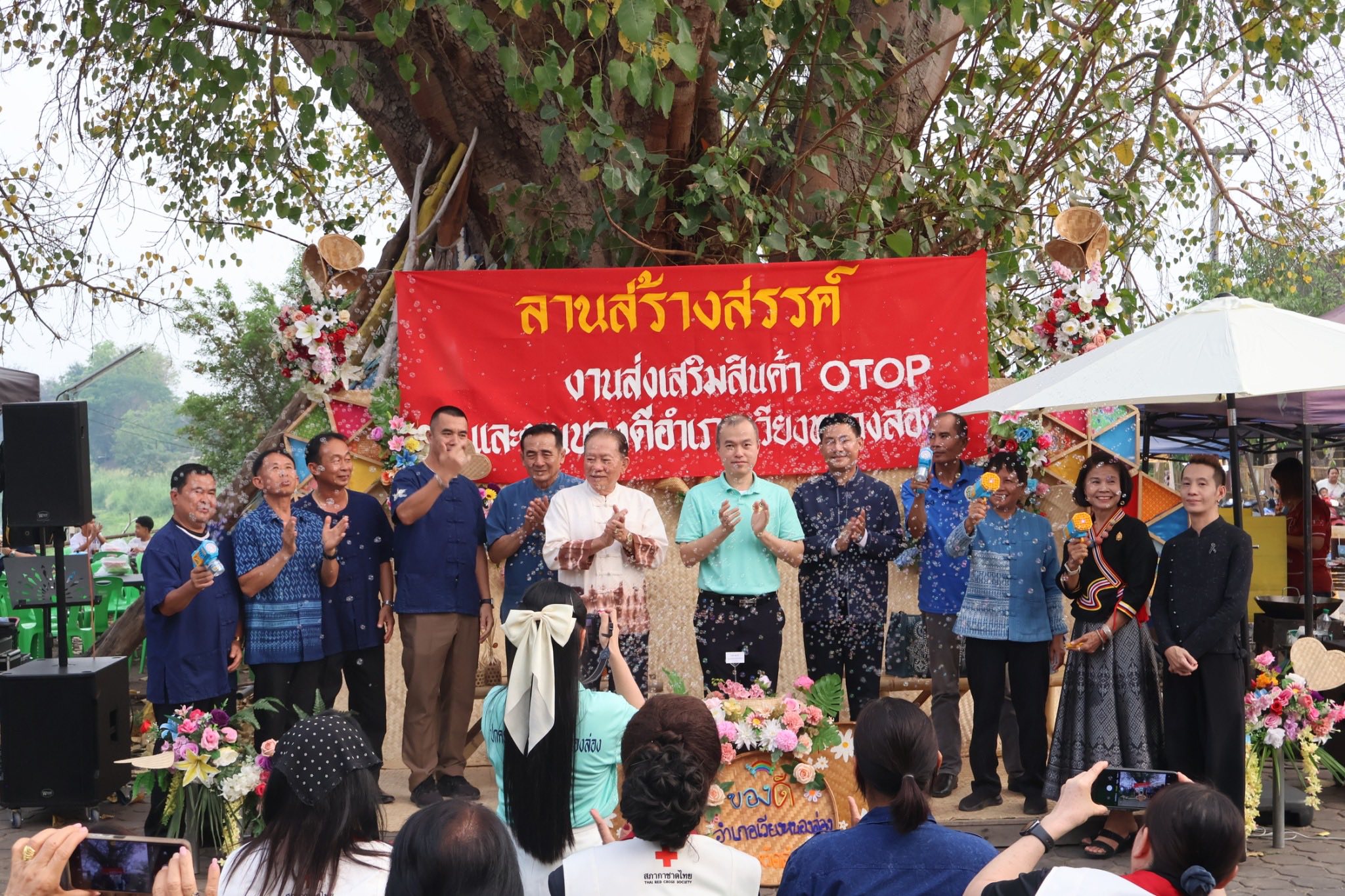 พช.เวียงหนองล่อง ร่วมเปิดลานสร้างสรรค์ ในงานส่งเสริมสินค้า otop และของดีอำเภอเวียงหนองล่อง ครั้งที่ 3 ปี 2569